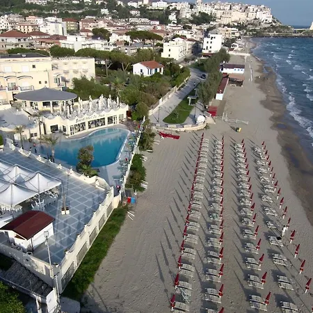 Hotel La Playa-2